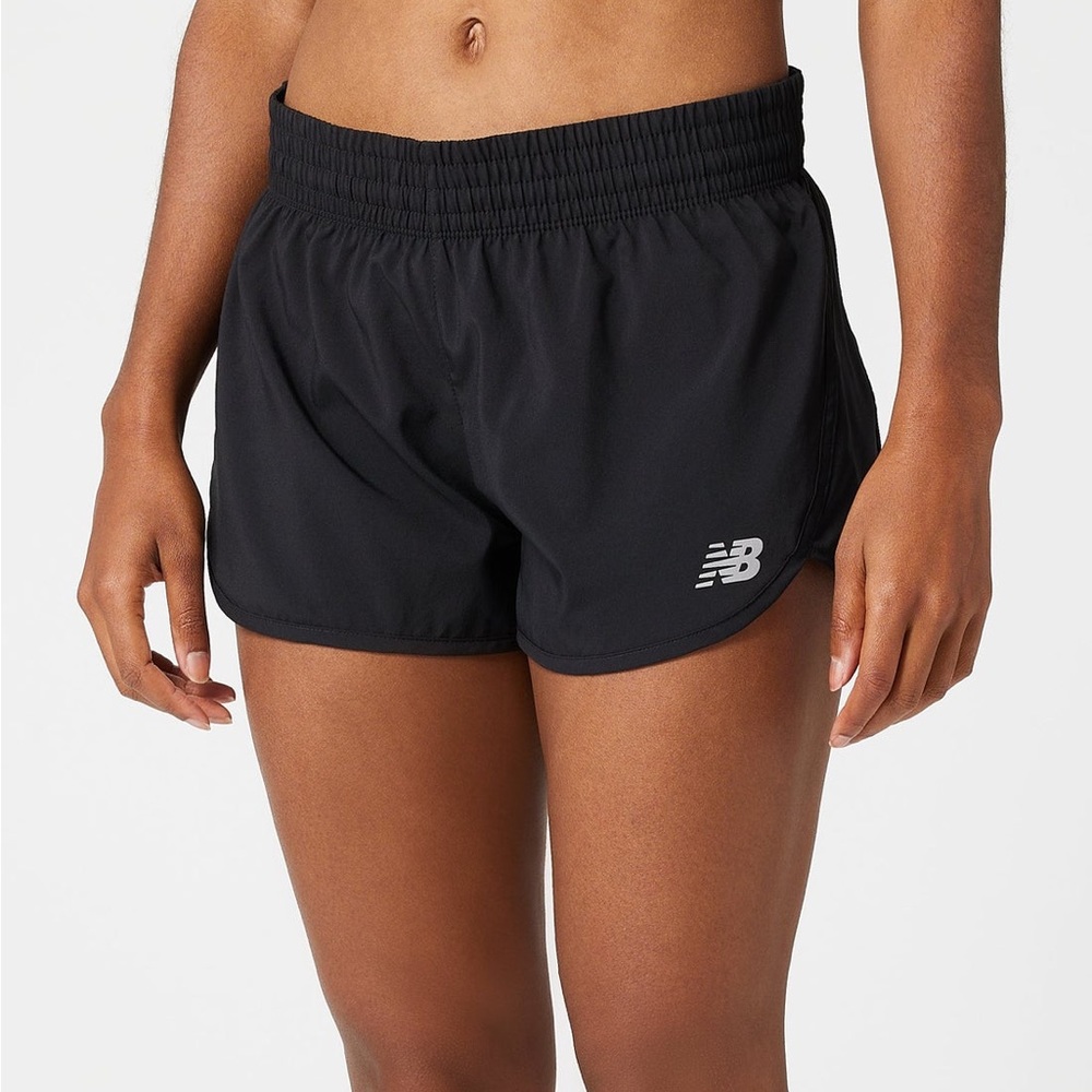 New Balance Core Accelerate Performance Shorts 2.5” in Black Women’s Sz XL